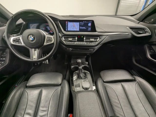 BMW 118 118i M-Sport Sedan