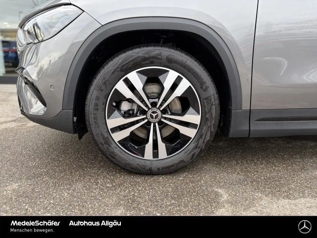 Mercedes-Benz GLA 200 Progressive