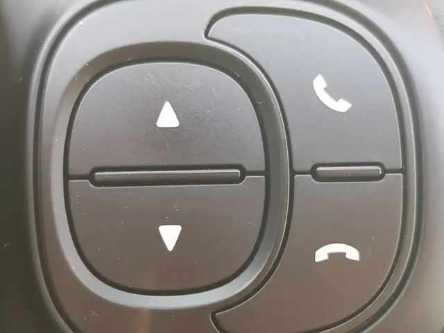 Fiat 500C 1,0 Hybrid Hey Google -AppleCarPlay