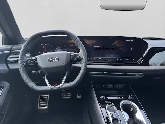Audi A6 Avant Quattro S-Tronic