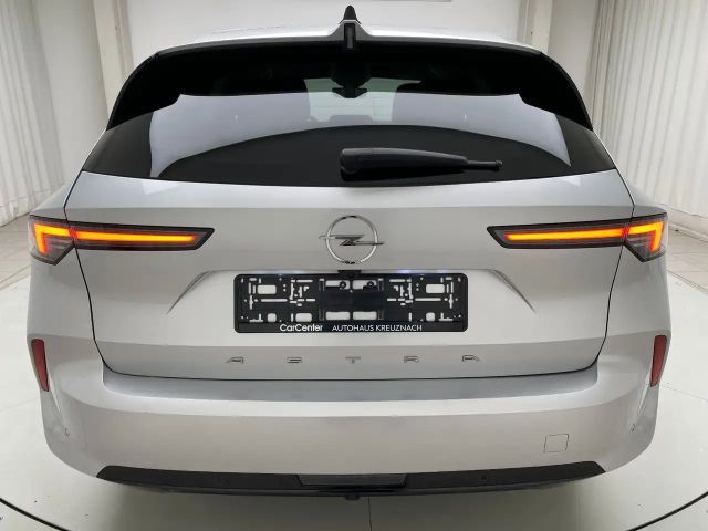 Opel Astra Business Elegance Sports Tourer