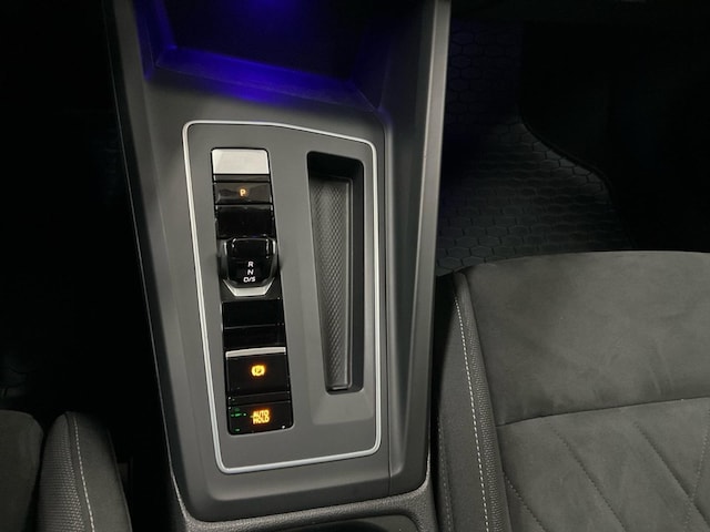 Volkswagen Golf 1.5 eTSI Golf VIII