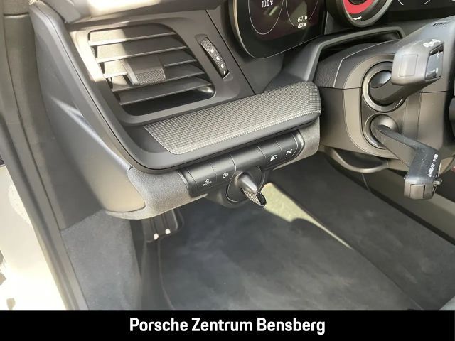 Porsche 992 4 Carrera Coupé GTS