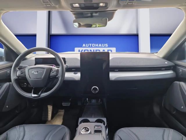 Ford Mustang Mach-E Extended range RWD