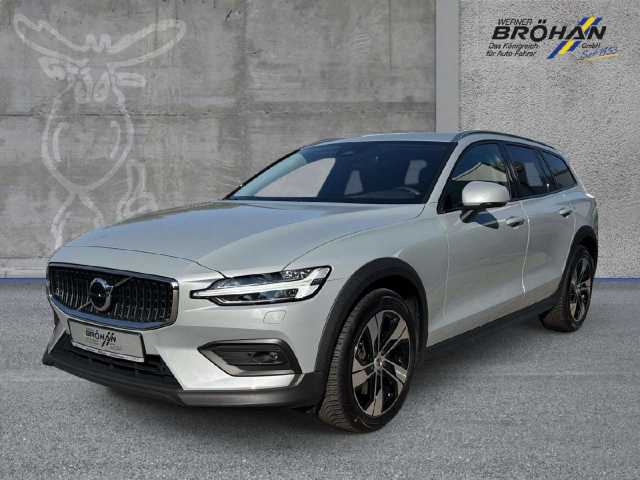 Volvo V60 Cross Country AWD Plus