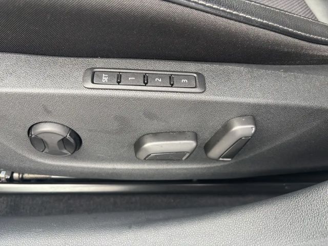 Skoda Octavia 2.0 TDI Combi Style Style