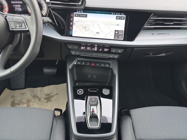 Audi A3 30 TFSI S-Line S-Tronic Sportback