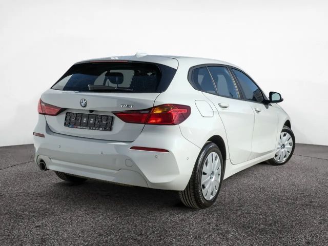 BMW 116 116i Sedan