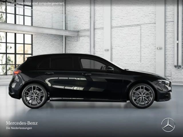 Mercedes-Benz A 220 4MATIC AMG Line