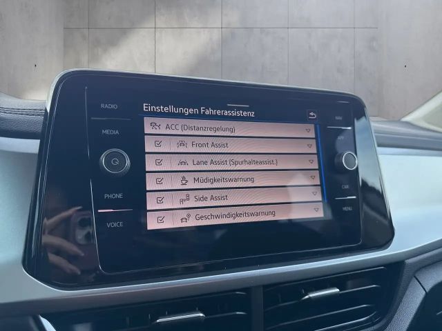 Volkswagen T-Roc Friends TSI