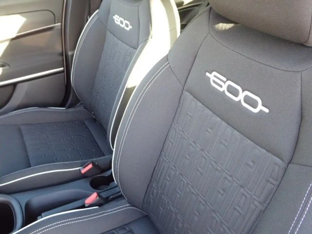 Fiat 600e Hybrid mHEV 110 6-Gang eDCT Pop