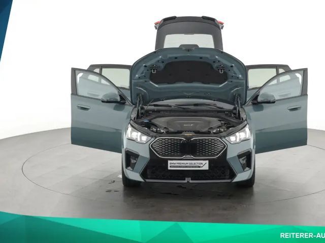 BMW iX2 xDrive30