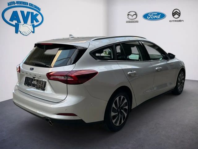 Ford Focus Titanium Wagon