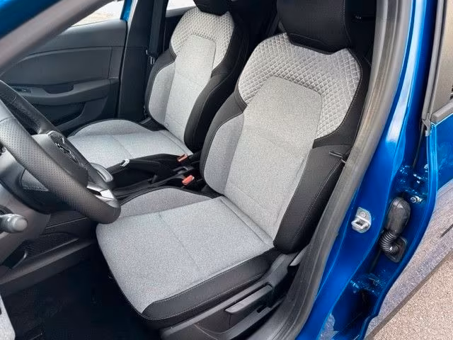 Mitsubishi Colt Hybrid