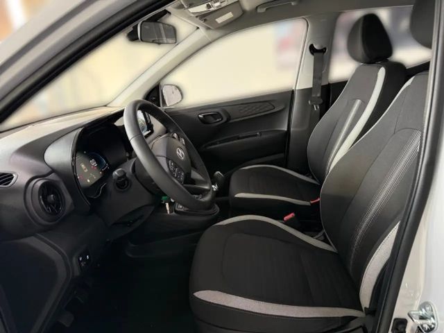 Hyundai i10 SITZHEIZUNG+ NAVIGATION+ KLIMAANLAGE+ RÜCKFAHRKAME