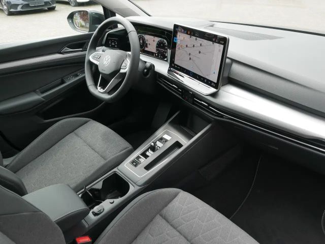 Volkswagen Golf 1.5 eTSI Golf VIII Life