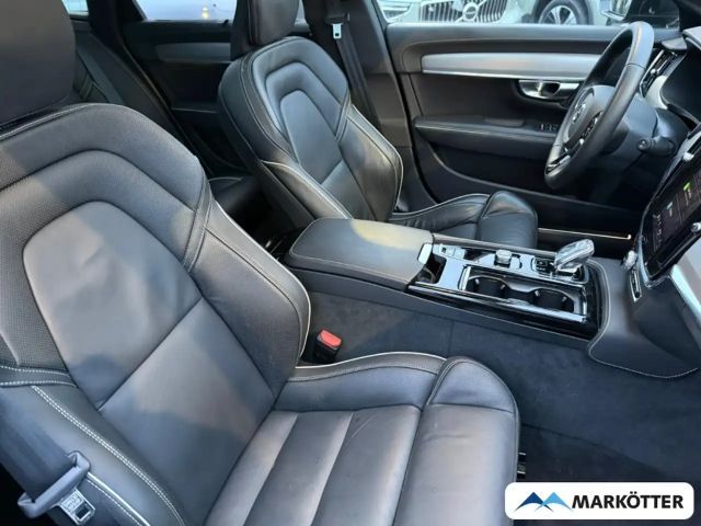 Volvo V90 AWD Dark Plus Recharge T6