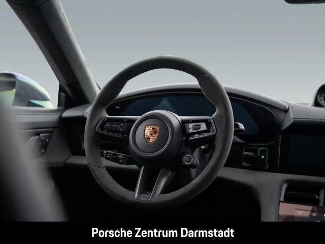 Porsche Taycan GTS