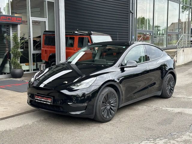 Tesla Model Y AWD Long Range