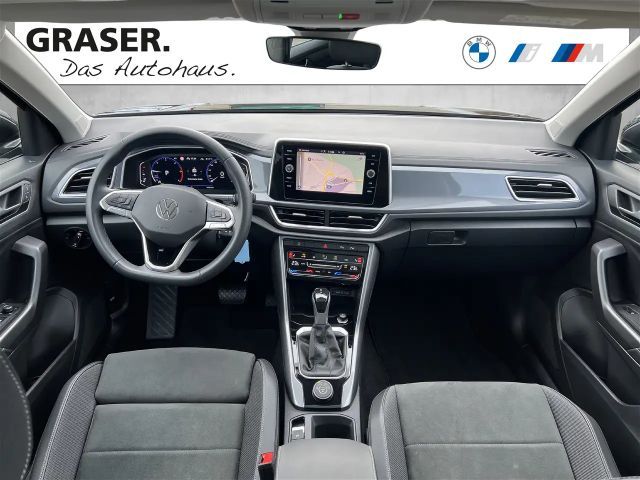 Volkswagen T-Roc 2.0 TD Allrad LED Navi Pano USB Parkassistent