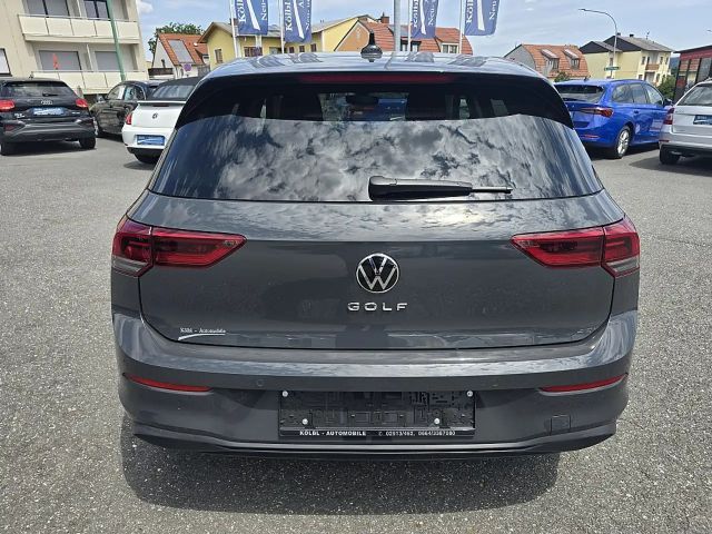 Volkswagen Golf Life