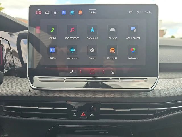 Volkswagen Golf 1.5 eTSI DSG Golf VIII