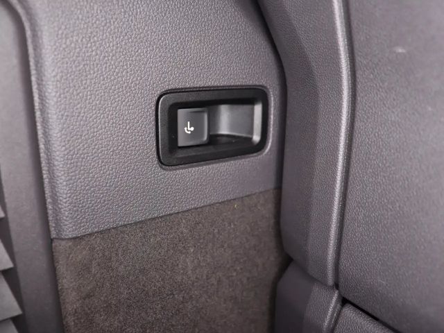 Volkswagen Multivan 2.0 TDI DSG Life T7