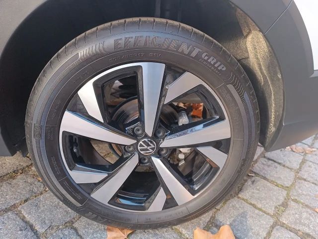 Volkswagen Taigo 1.0 TSI DSG Life