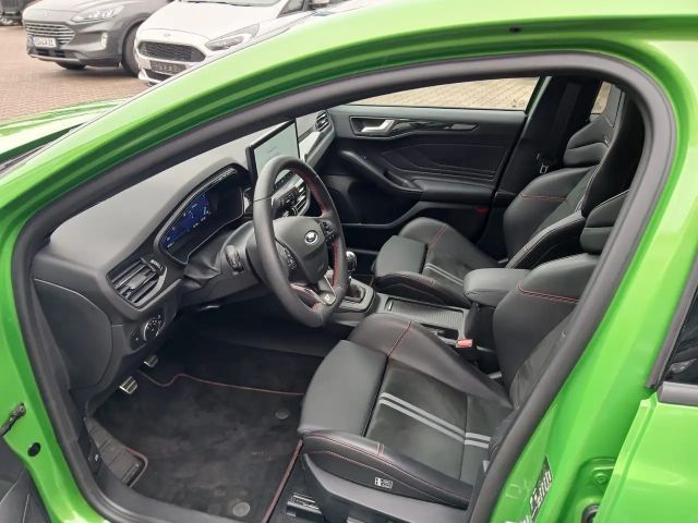 Ford Focus ST Line