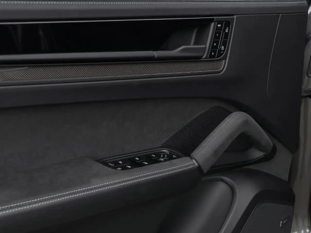 Porsche Cayenne Coupé E-Hybrid Turbo