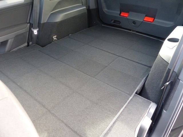 Volkswagen Touran 2.0 TDI DSG R-Line