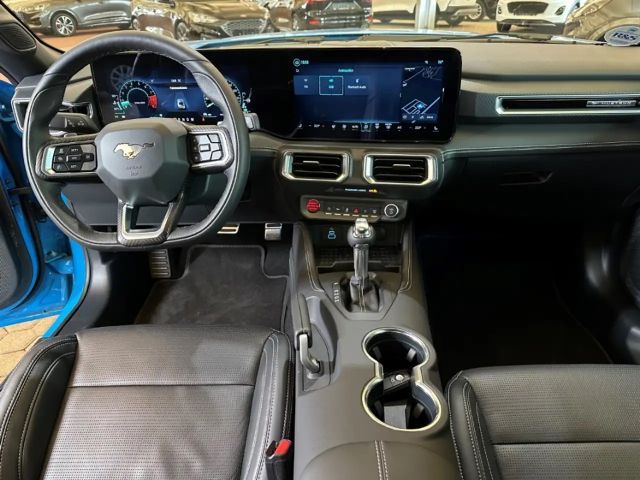 Ford Mustang Fastback GT 5.0 V8