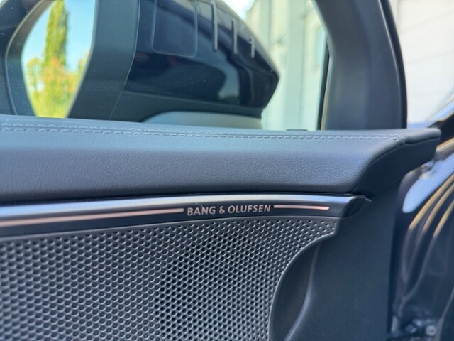 Audi A6 Avant Quattro S-Tronic