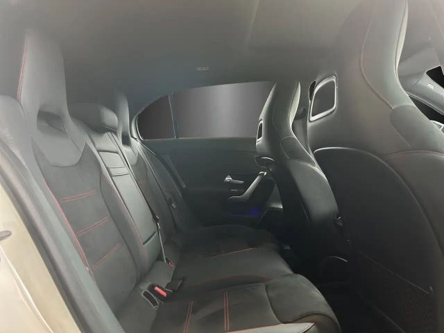 Mercedes-Benz A 200 AMG Line Hatchback