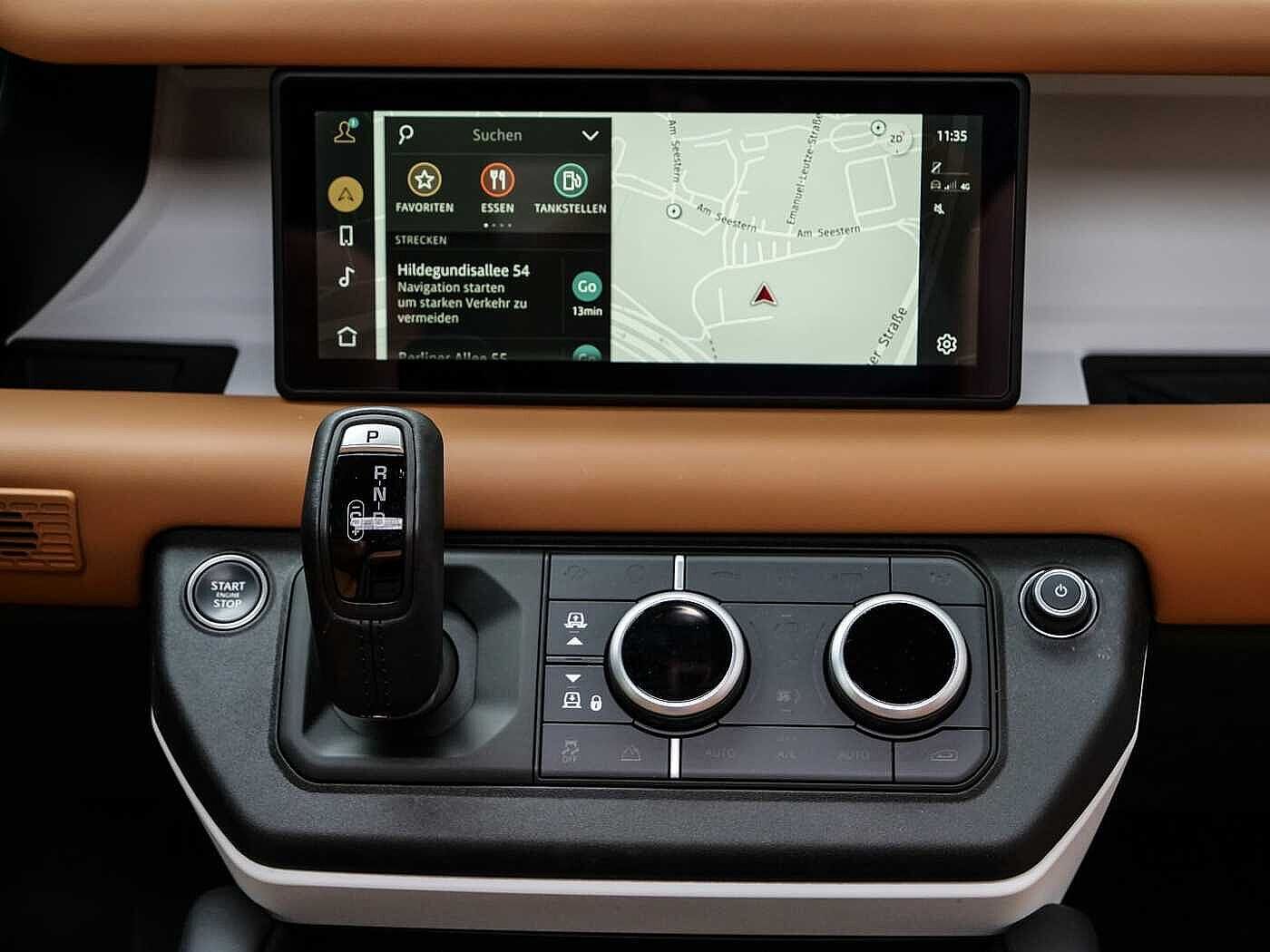 Land Rover Defender 90 SE