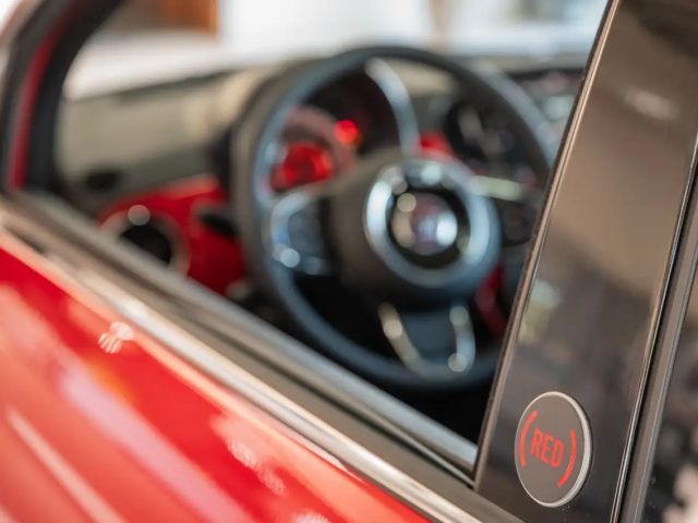 Fiat 500 | (RED) | AAC+CC+CarPlay+Android Auto