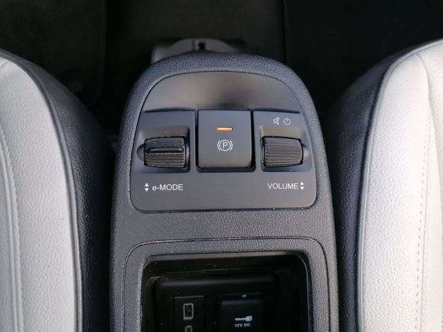 Fiat 500e La Prima by Bocelli