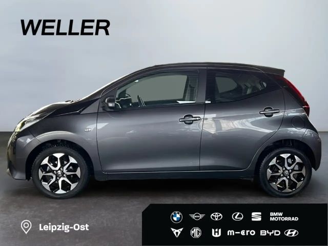 Toyota Aygo Hatchback Play Team D X-play