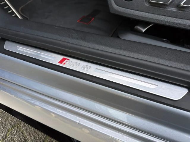 Audi RS6 Avant Performance