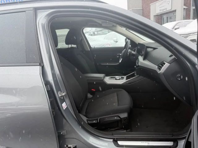 BMW 320 320d Touring xDrive