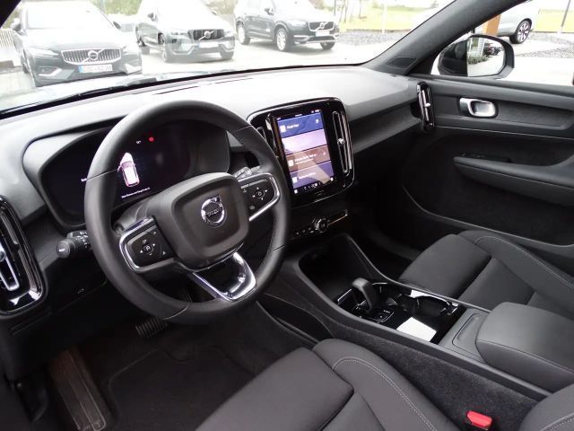 Volvo XC40 AWD Plus Recharge Twin Engine