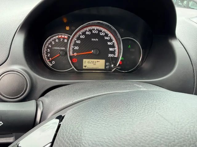 Mitsubishi Space Star Star