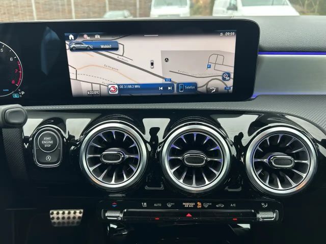 Mercedes-Benz A 180 AMG Line Hatchback