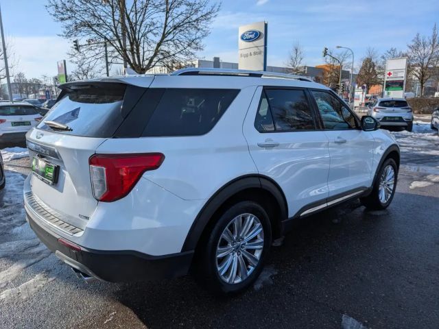 Ford Explorer Platinum Plug in Hybrid