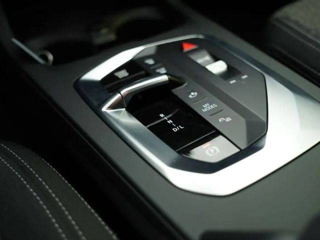 BMW 120 120i M-Sport Sedan