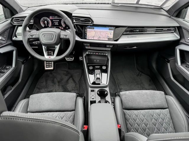 Audi A3 35 TDI S-Line Sedan Sportback