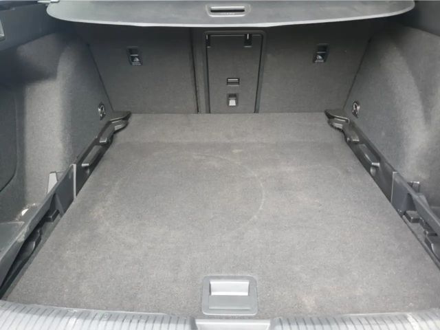 Volkswagen Golf 2.0 TSI 4Motion Golf VIII