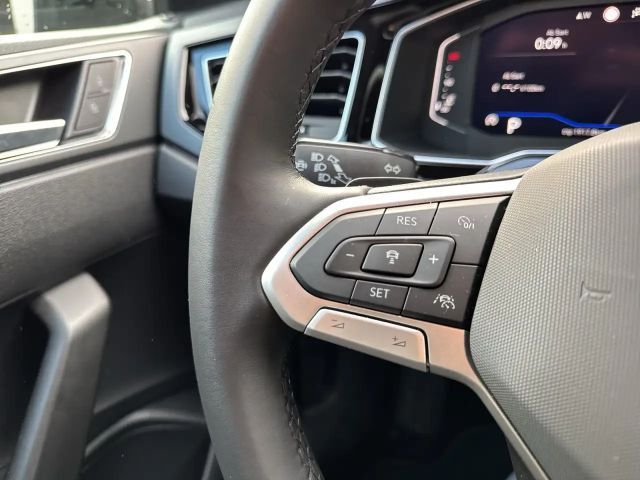 Volkswagen Taigo 1.0 TSI DSG R-Line