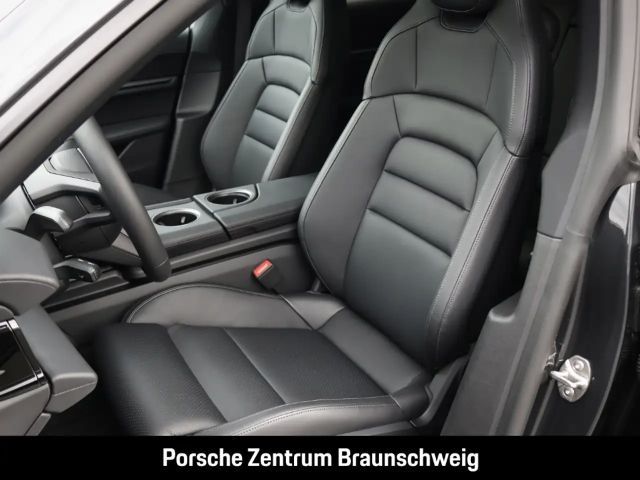 Porsche Taycan 4 Cross Turismo