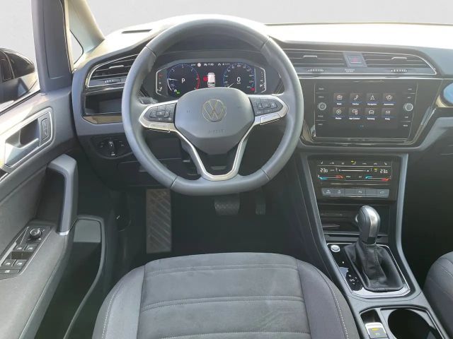 Volkswagen Touran DSG Highline